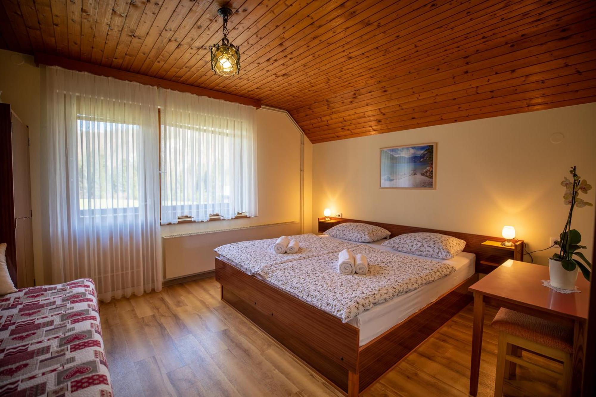 Apartmaji Prezelj 博希尼 外观 照片