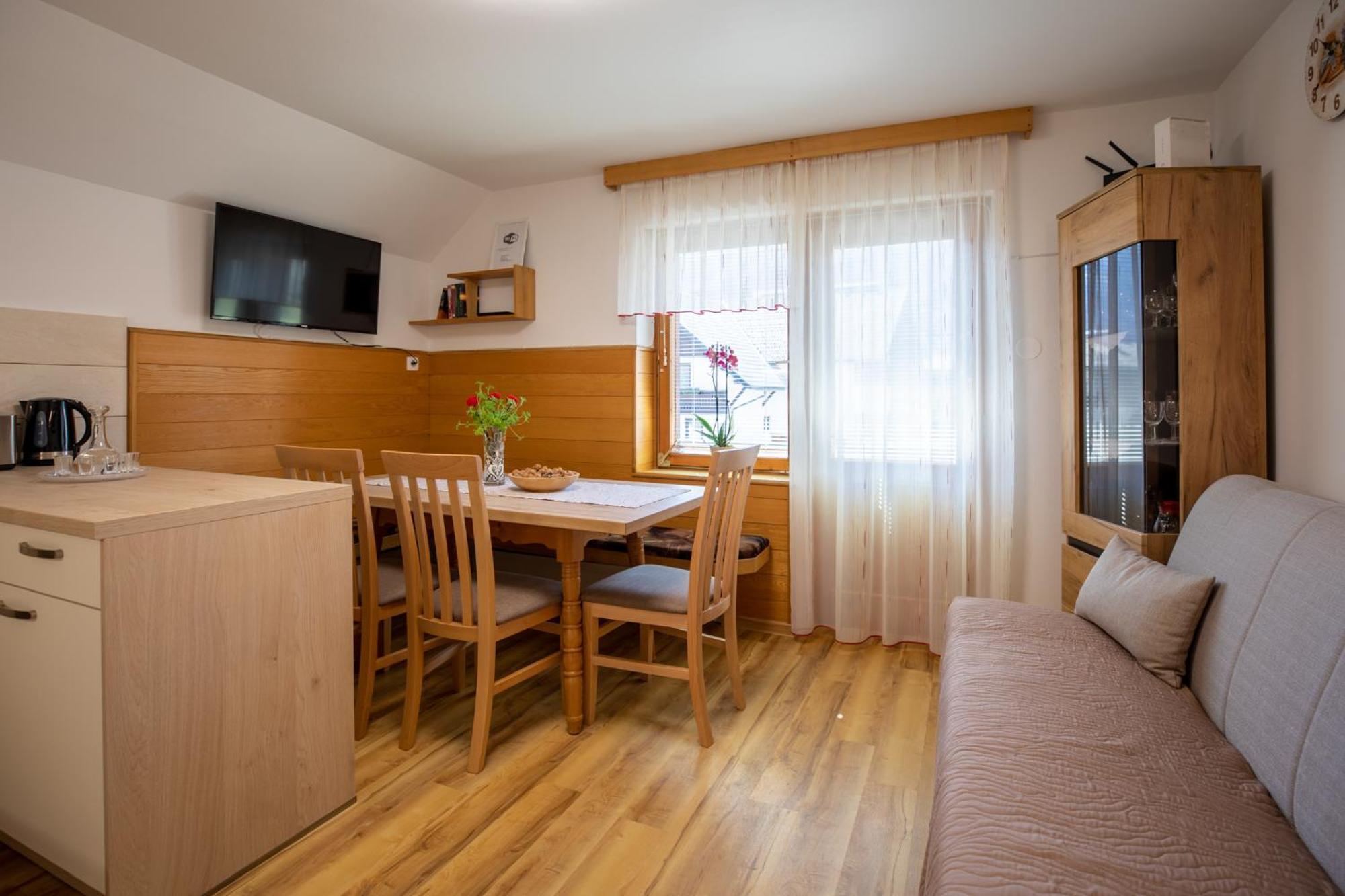 Apartmaji Prezelj 博希尼 外观 照片